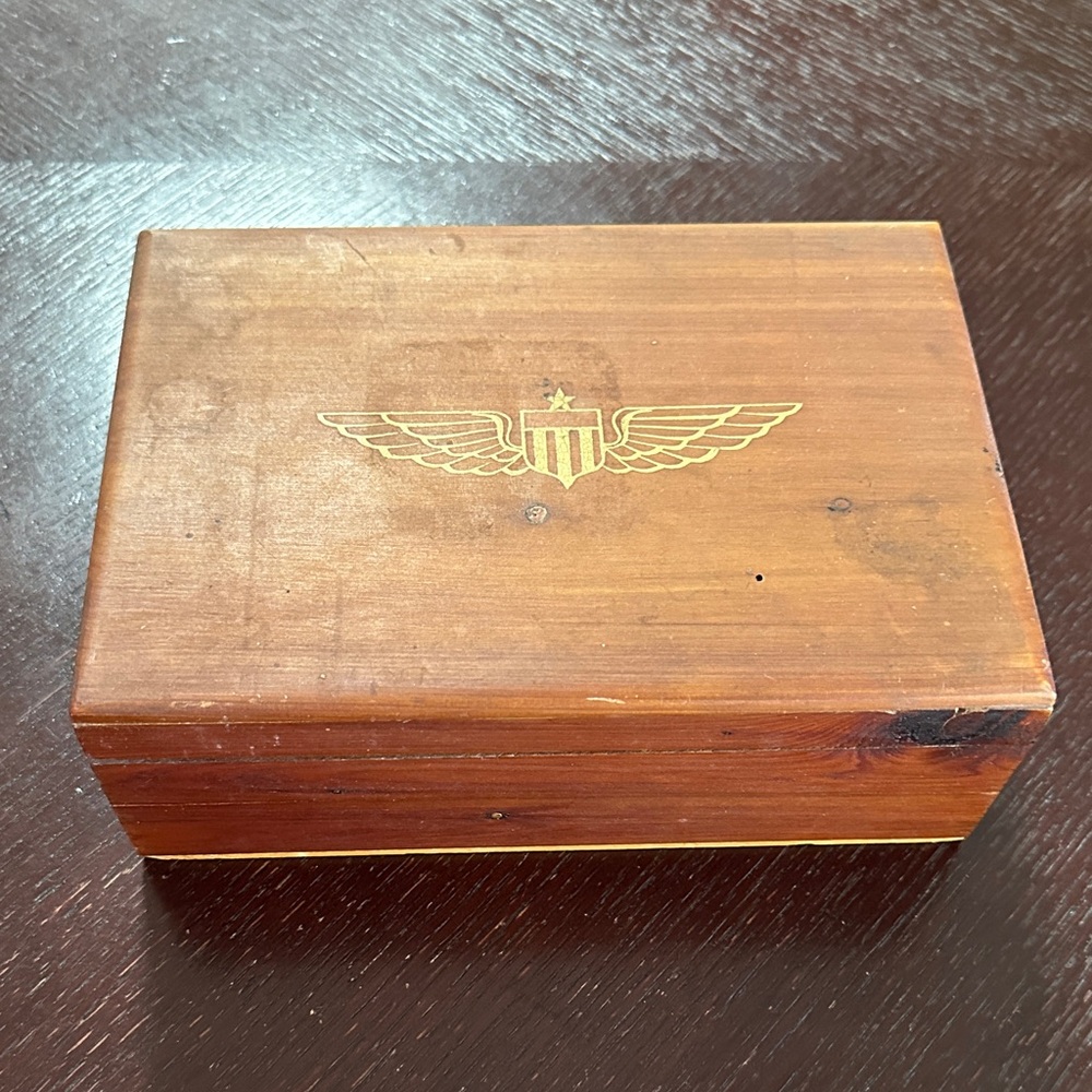Vintage US Air Force pilot winged cedar wood box